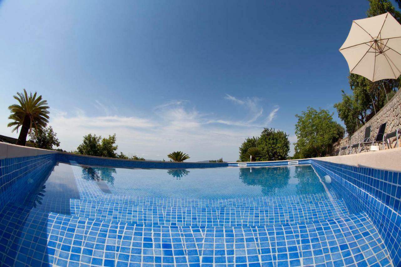 Villa Putxet อินคา ภายนอก รูปภาพ